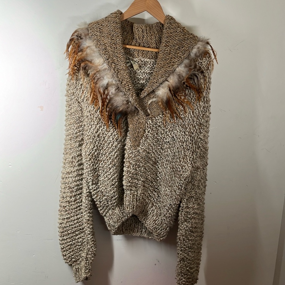 Vintage Augustine Feather Chunky Knit Sweater
